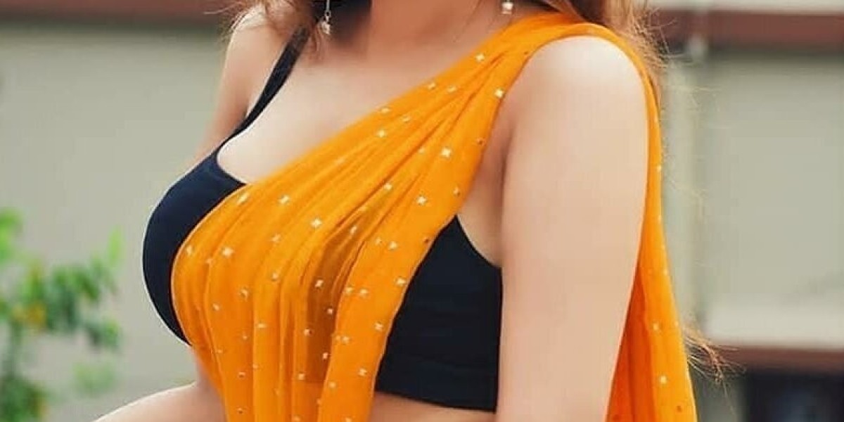 Call Girls In Novotel Hotel Juhu Beach Mumbai Sonam Basu