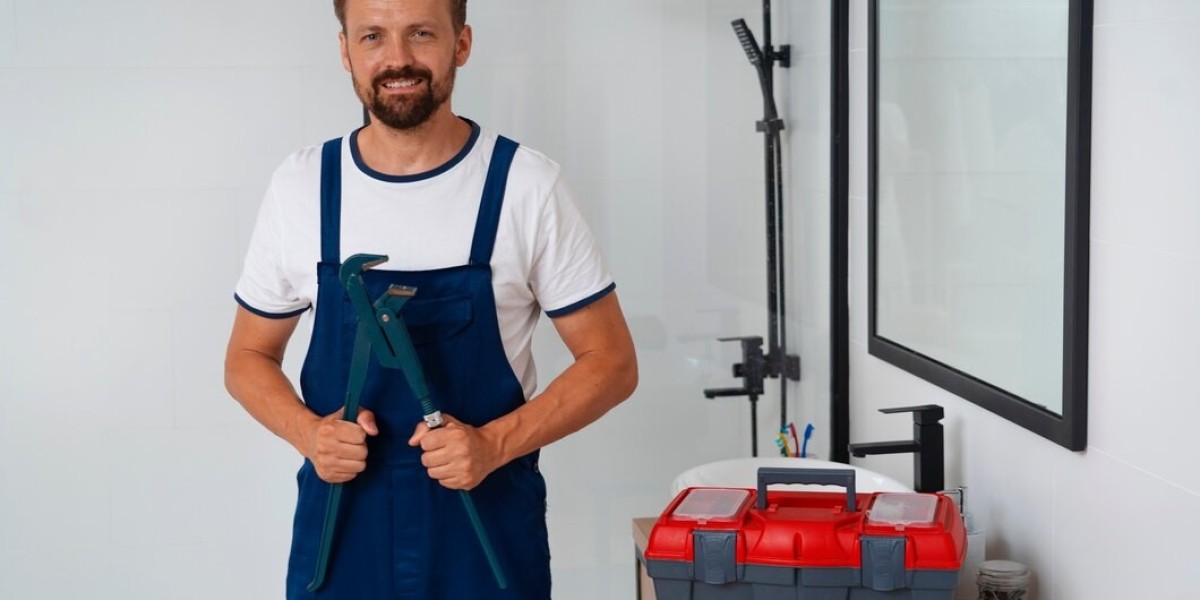 Understanding the Role of Commercial Plumbers in Houston