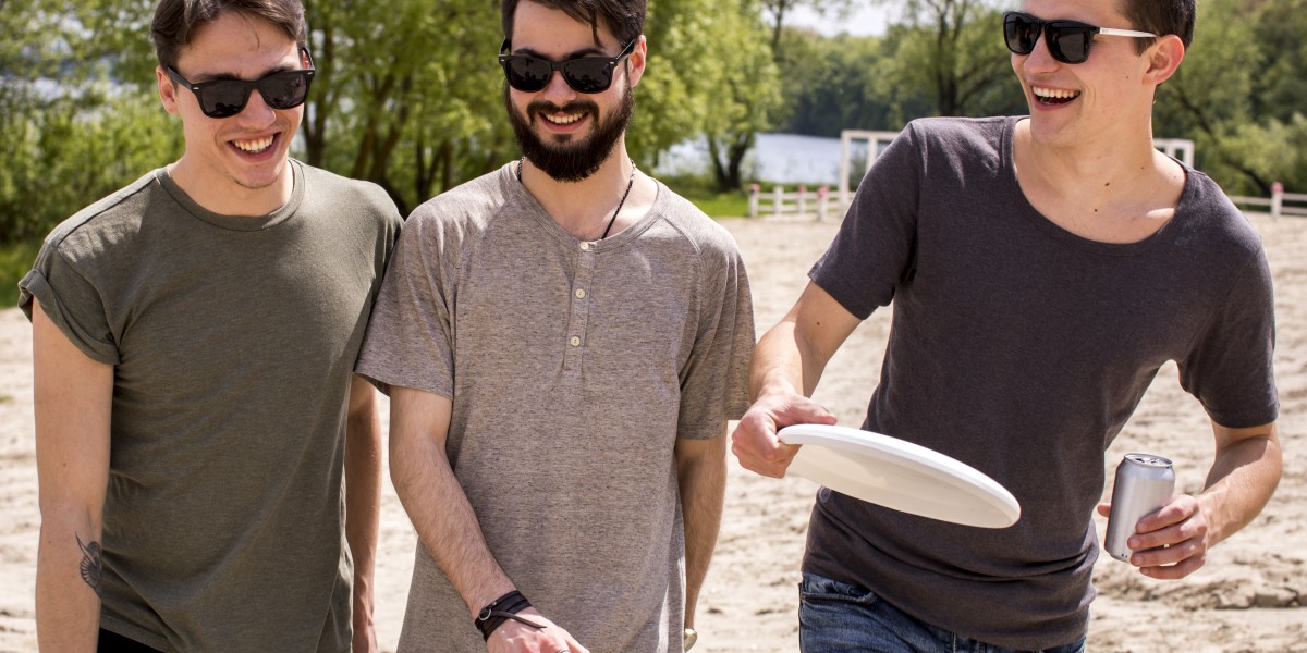 Your New Go-To Tee: Style & Comfort with the Tri-Paw Short Sleeve Shirt