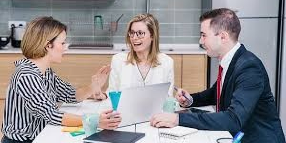 Finding the Right Self-Employed Accountant and Bookkeepers Near Me in the UK