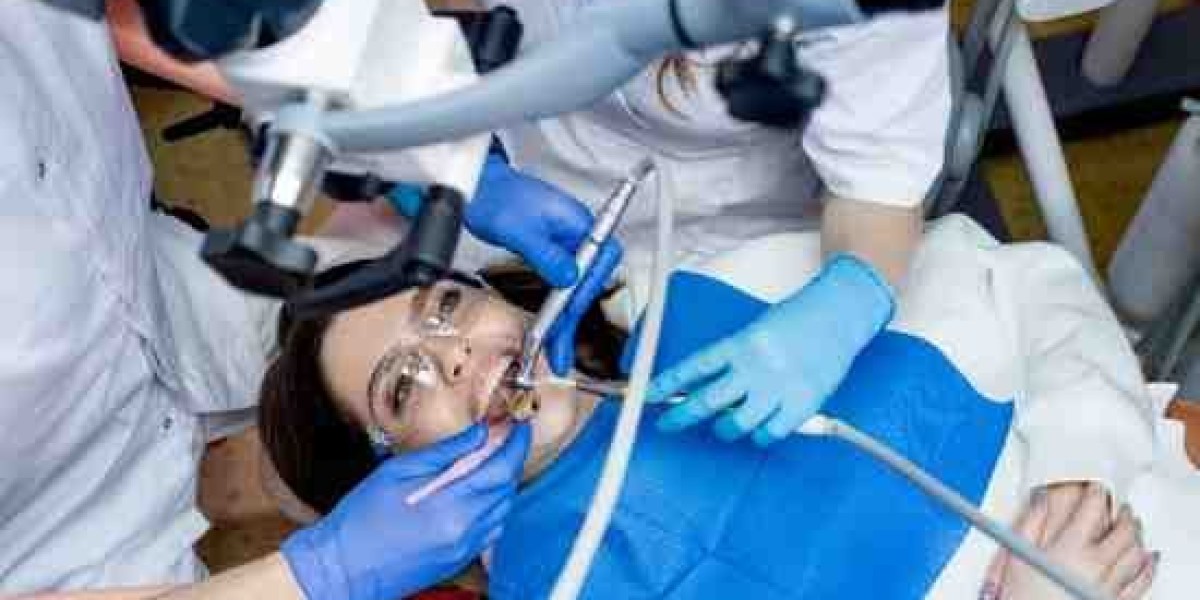 The Local Dental Team You Can Call in a Crisis in Newquay