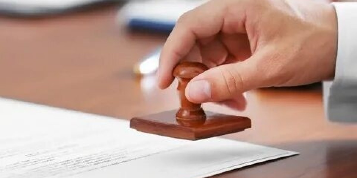 Free Notary Near Me: What You Need to Know