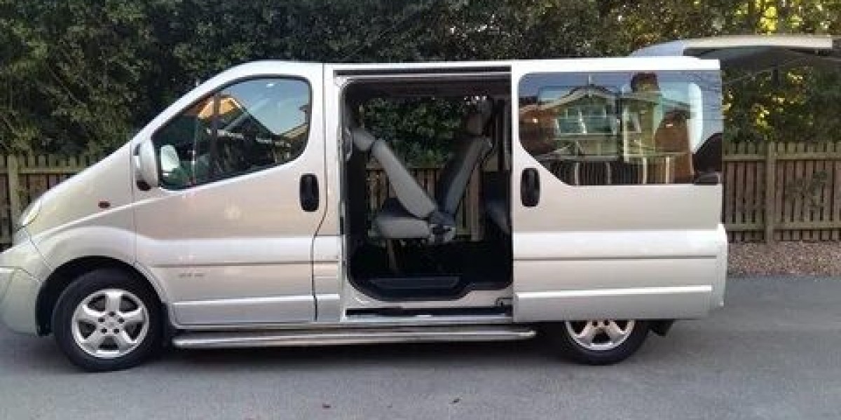 Minibus Hire Near Me: The Best Option for Your Group Journey